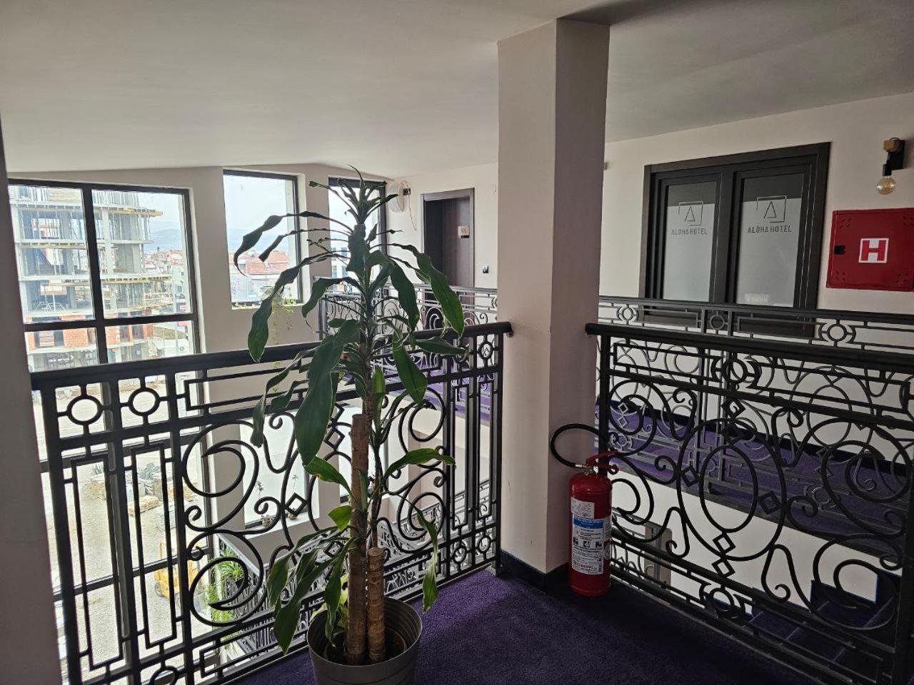 Hotel Aloha Ni Dış mekan fotoğraf