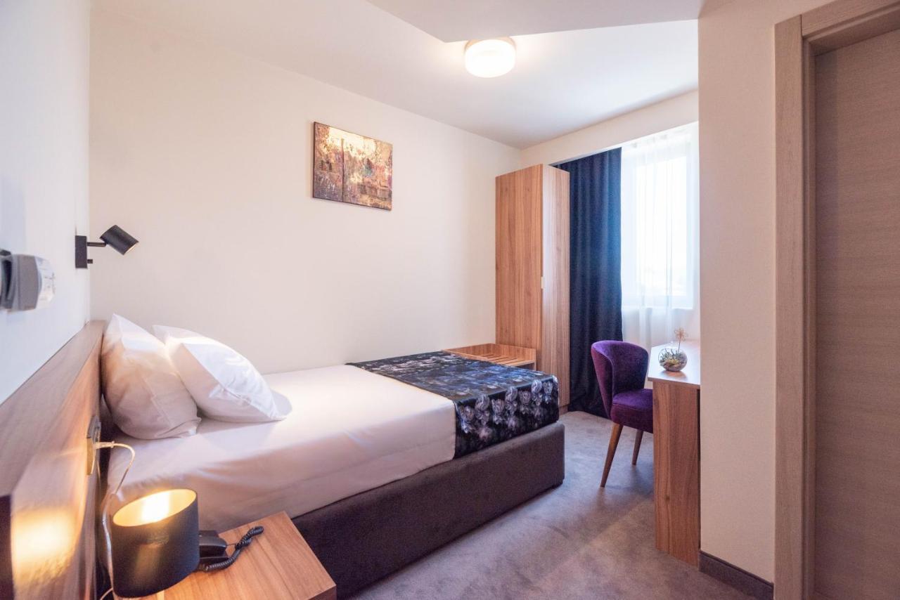 Hotel Aloha Ni Dış mekan fotoğraf