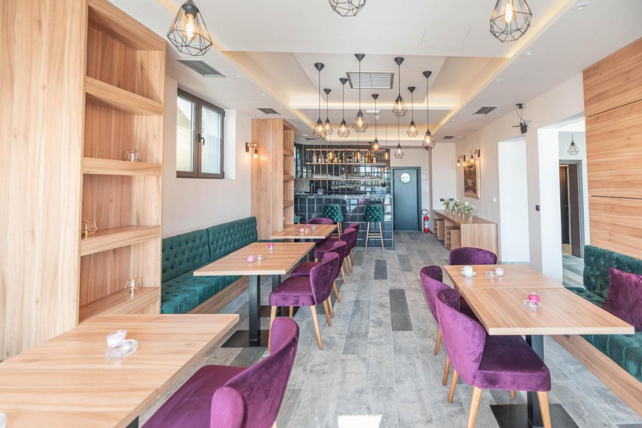 Hotel Aloha Ni Dış mekan fotoğraf